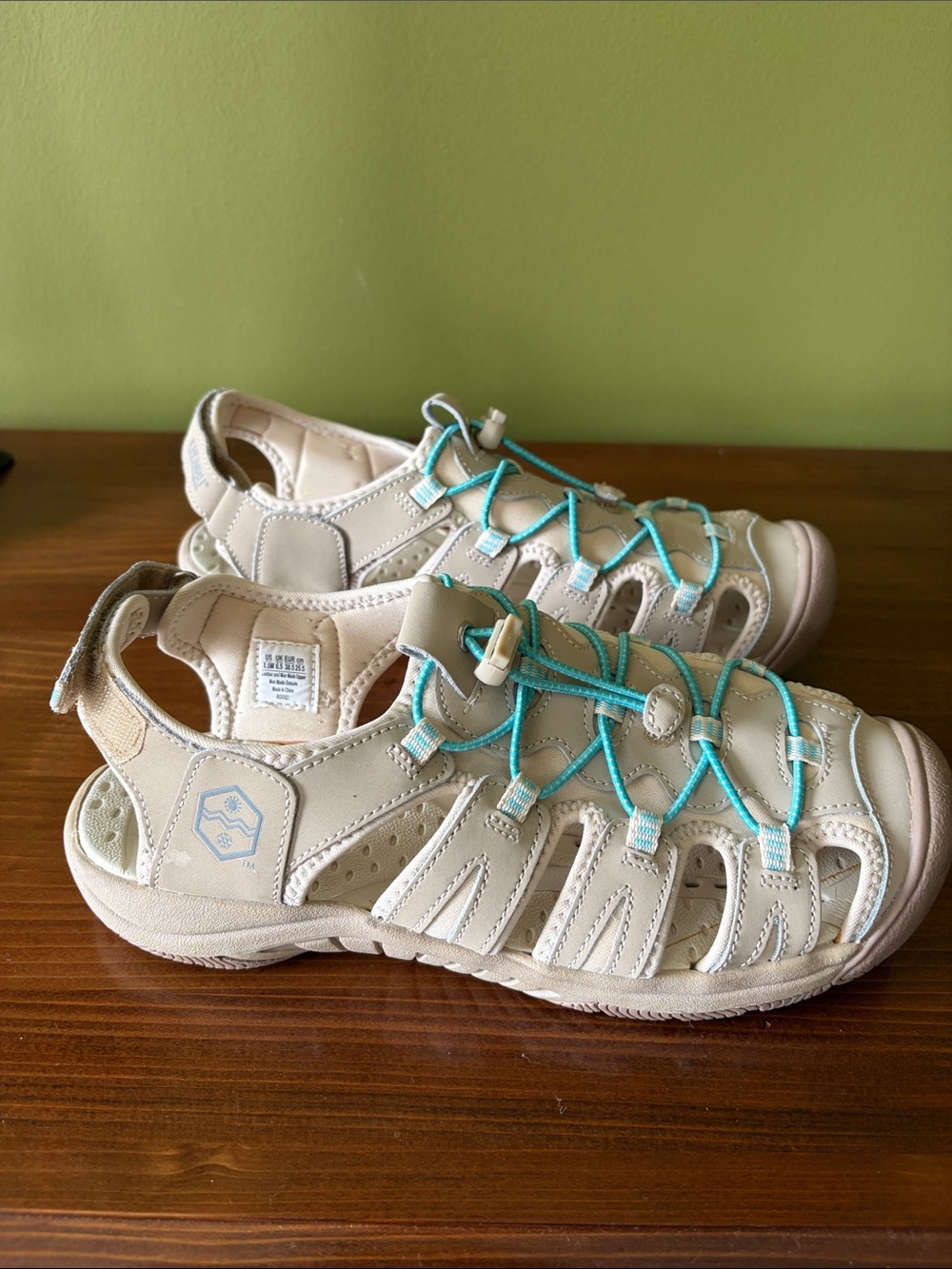 Ladies Khombu Athletic Sandals - Picture 2 of 8